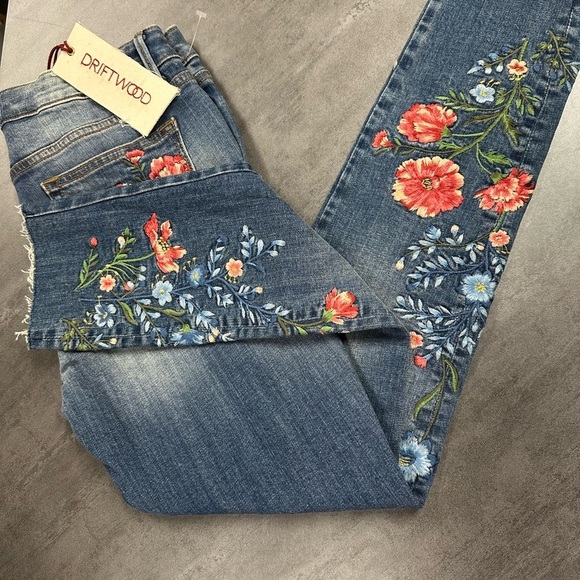 Driftwood Jackie Red Floral Embroidered High Rise Jeans - Picture 2 of 3